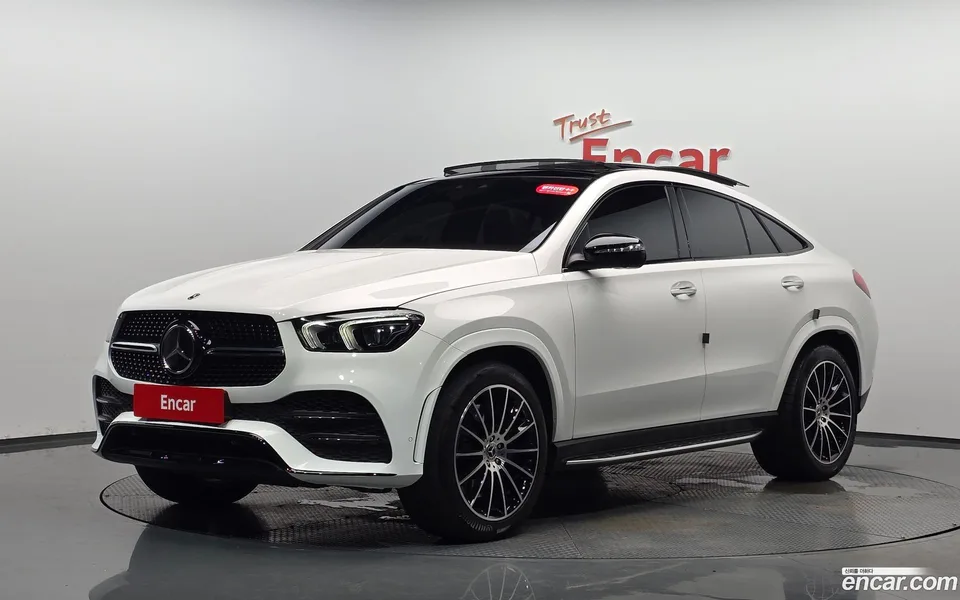 Mercedes-Benz GLE-Class GLE400d 4MATIC 2022 — photo 1, buy with delivery to Moscow