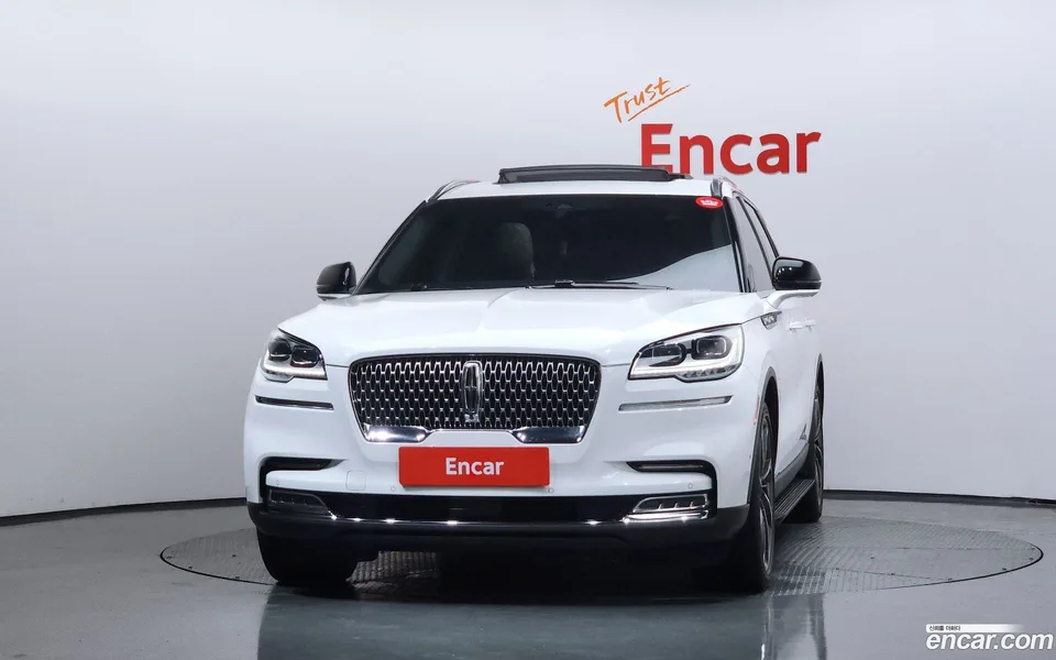 Lincoln Aviator 3.0 AWD 2023 — thumbnail 3