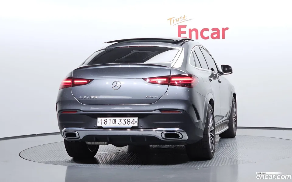 Mercedes-Benz GLE-Class GLE450d 4MATIC 2023 — thumbnail 4