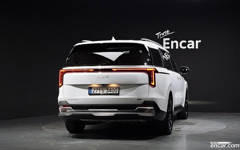 Kia Carnival HEV 9 2024 — thumbnail 4