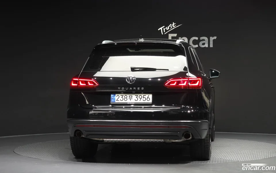 Volkswagen Touareg 3.0 TDI 2023 — thumbnail 4
