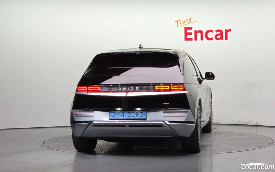Hyundai Ioniq 5 AWD 2024 — thumbnail 4