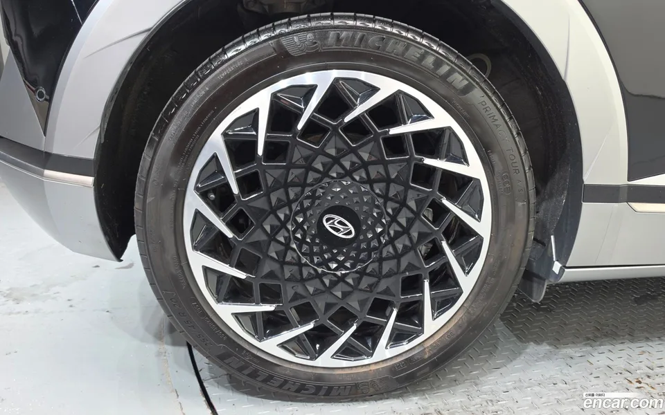 Hyundai Ioniq 5 AWD 2024 — thumbnail 5