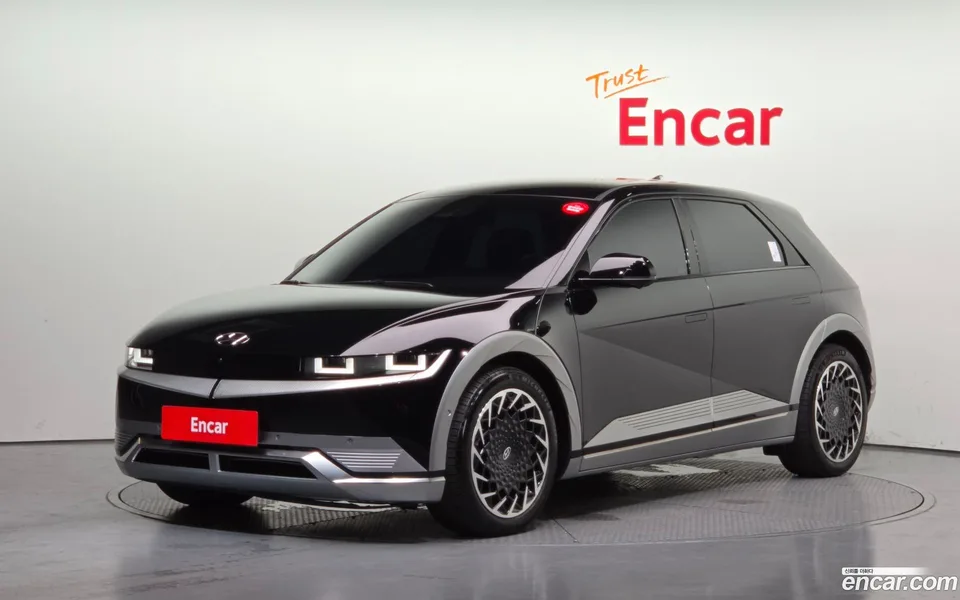 Hyundai Ioniq 5 AWD 2024 — photo 1, buy with delivery to Moscow