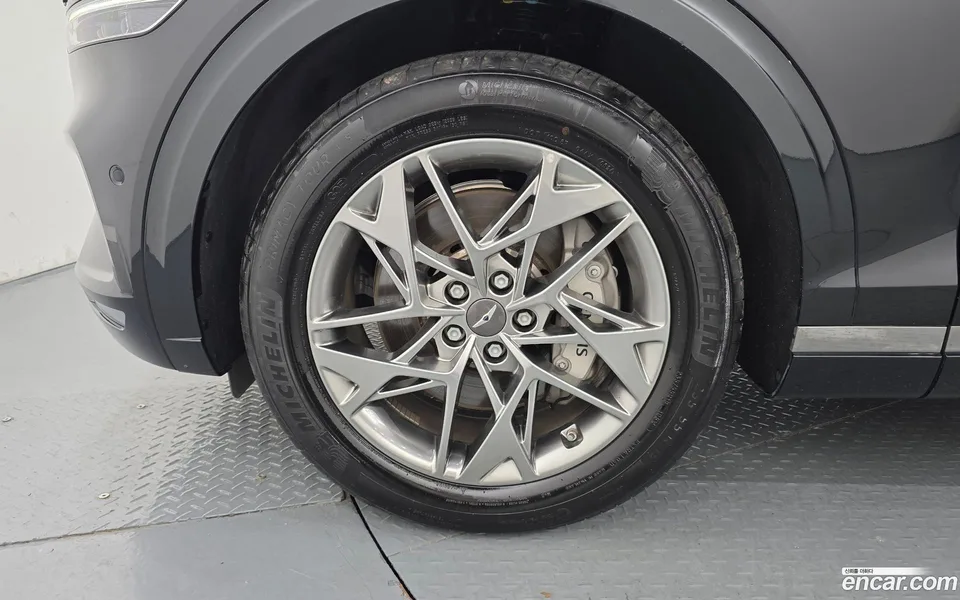 Genesis GV70 2.5T 2WD 2024 — thumbnail 5