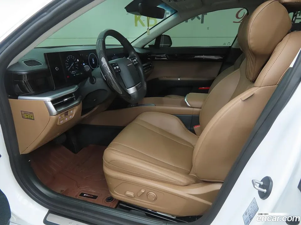 Hyundai Grandeur Hybrid 2023 — thumbnail 2