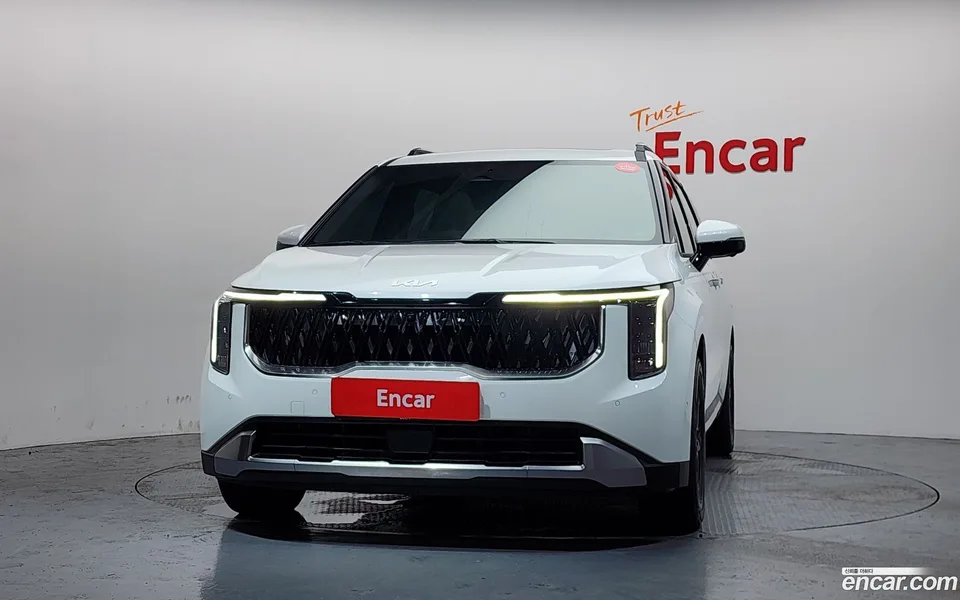 Kia Carnival 9 2025 — thumbnail 3
