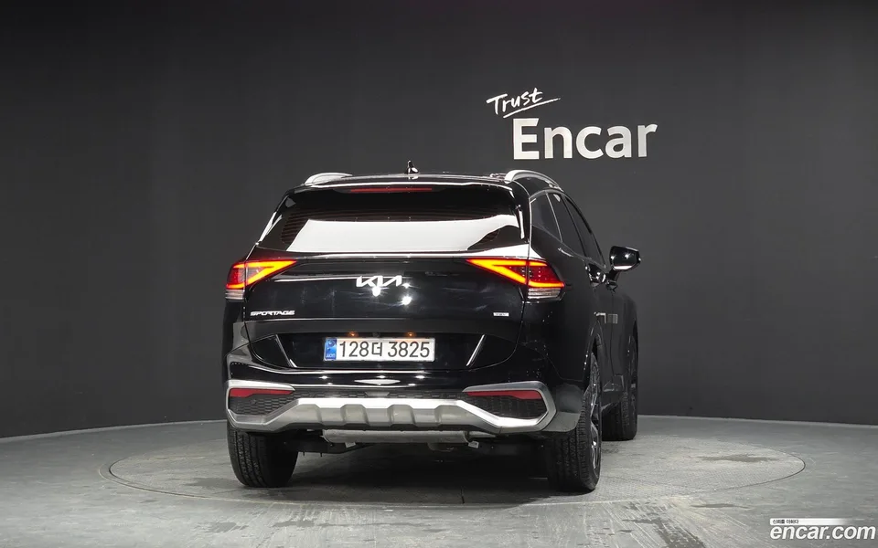 Kia Sportage Hybrid 2WD 2022 — thumbnail 4