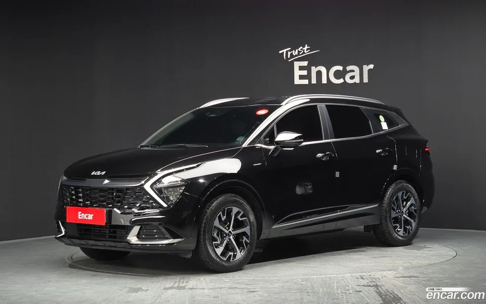 Kia Sportage Hybrid 2WD 2022 — photo 1, buy with delivery to Moscow