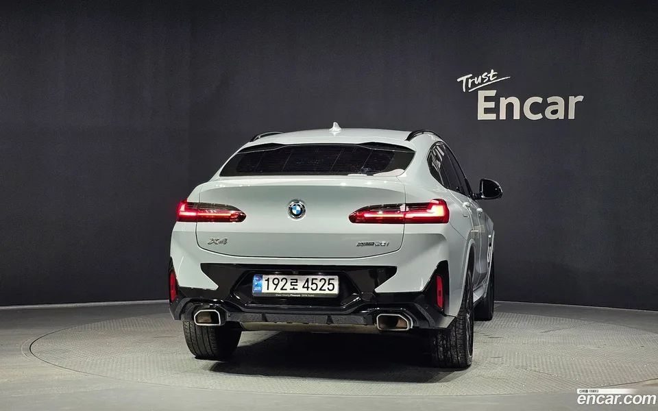 BMW X4 xDrive20i M 2024 — thumbnail 4