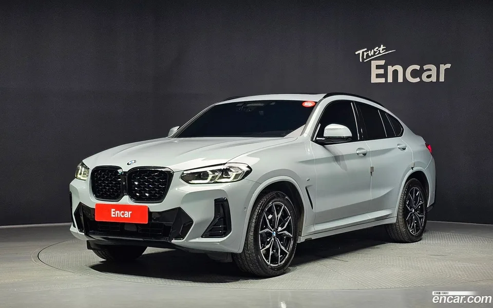 BMW X4 xDrive20i M 2024 — photo 1, buy with delivery to Moscow