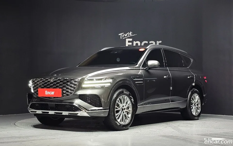 Genesis GV80 2.5T 2WD 2024 — photo 1, buy with delivery to Moscow
