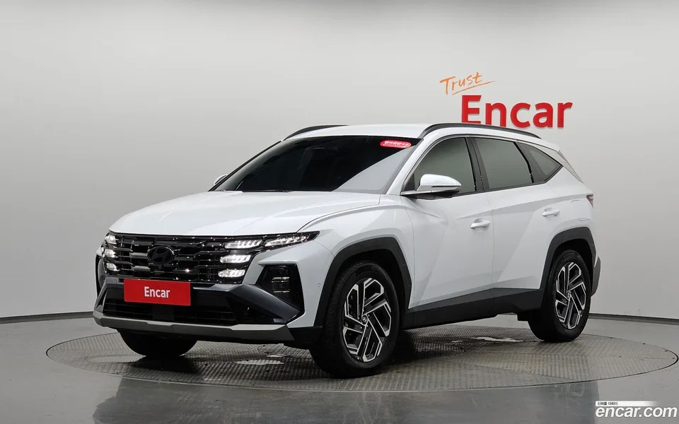 Hyundai Tucson NX4 1.6 4WD 2024 — photo 1, buy with delivery to Moscow
