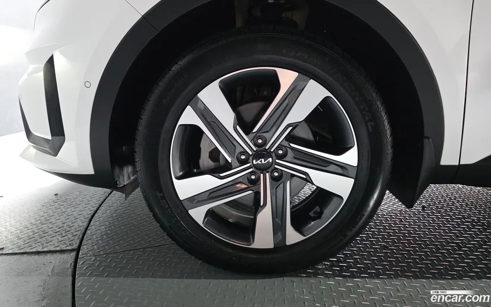 Kia Sorento HEV 1.6 2WD 2023 — thumbnail 2