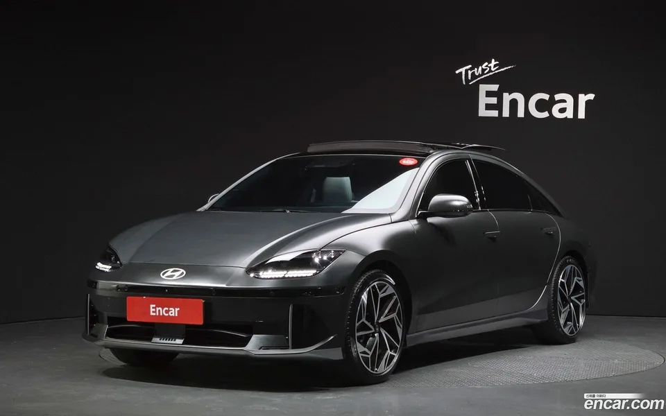 Hyundai Ioniq 6 2023 — photo 1, buy with delivery to Moscow
