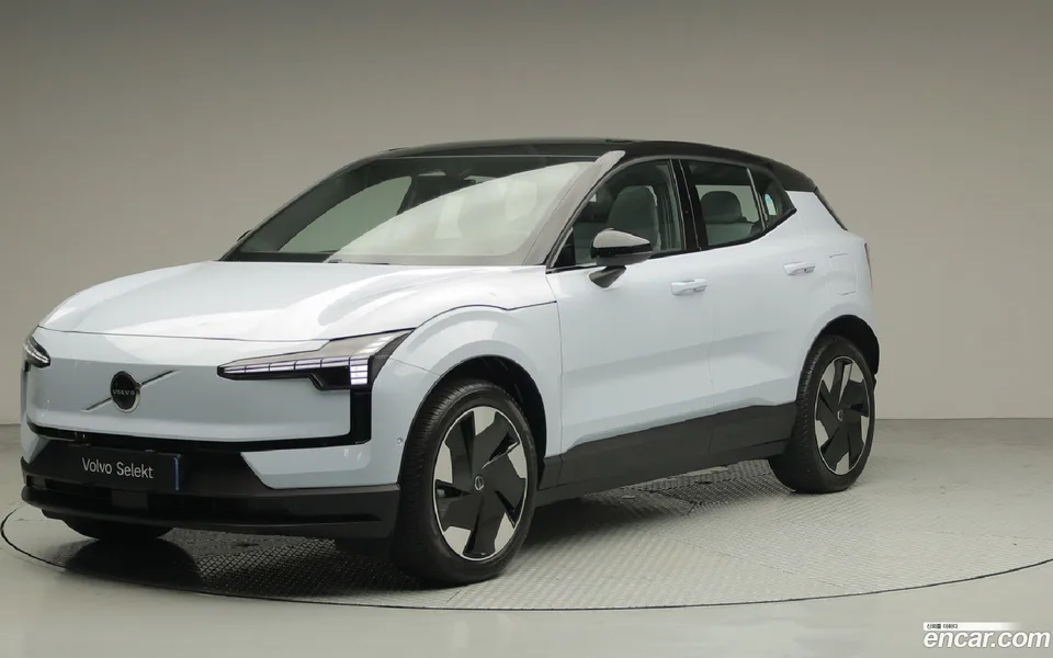 Volvo EX30 2025 — photo 1, buy with delivery to Moscow
