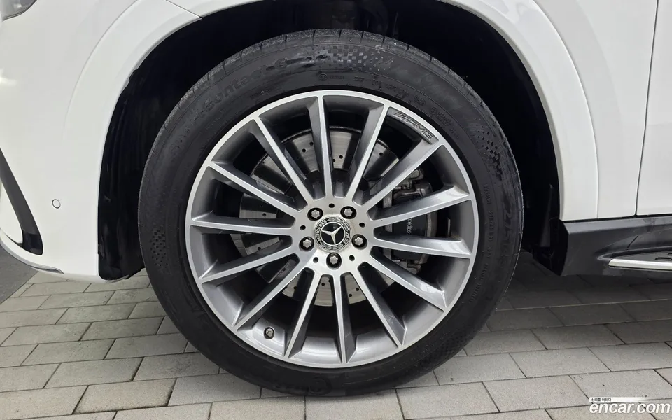 Mercedes-Benz GLE-Class GLE450d 4MATIC 2023 — thumbnail 2