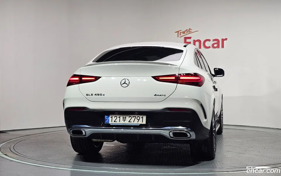 Mercedes-Benz GLE-Class GLE450d 4MATIC 2023 — thumbnail 4
