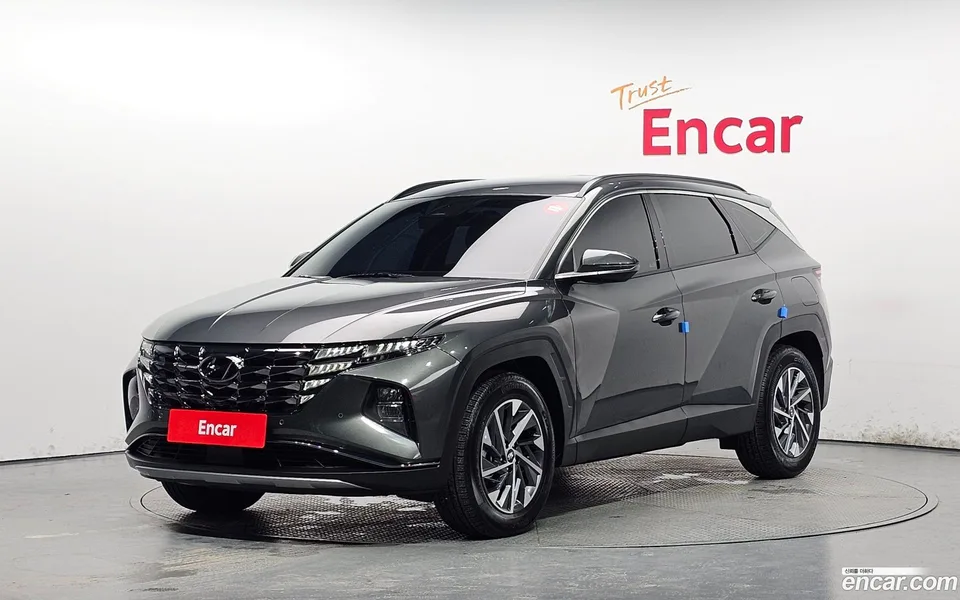 Hyundai Tucson Hybrid 2WD 2022 — photo 1, buy with delivery to Moscow