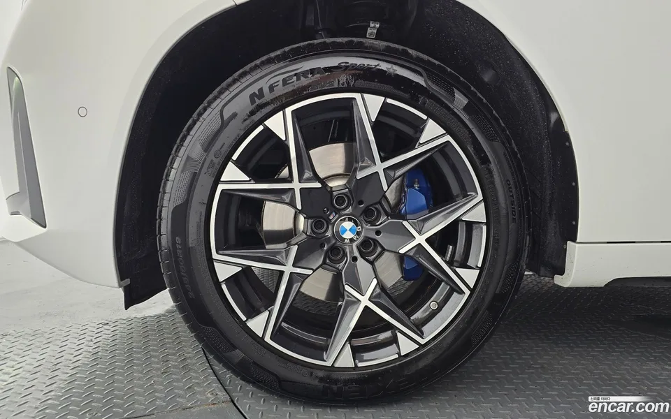 BMW X3 xDrive 20 M 2025 — thumbnail 2