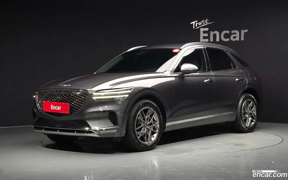 Genesis GV70 2.5T 2WD 2022 — photo 1, buy with delivery to Moscow