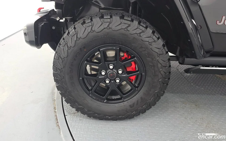 Jeep Wrangler 2.0 4 2025 — thumbnail 2
