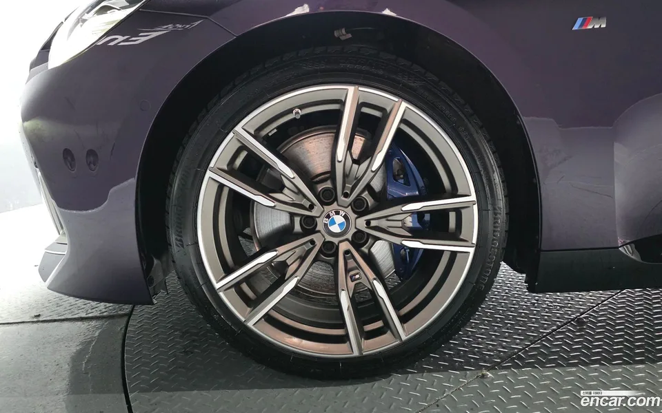 BMW 2 Series M240i xDrive 2024 — thumbnail 2