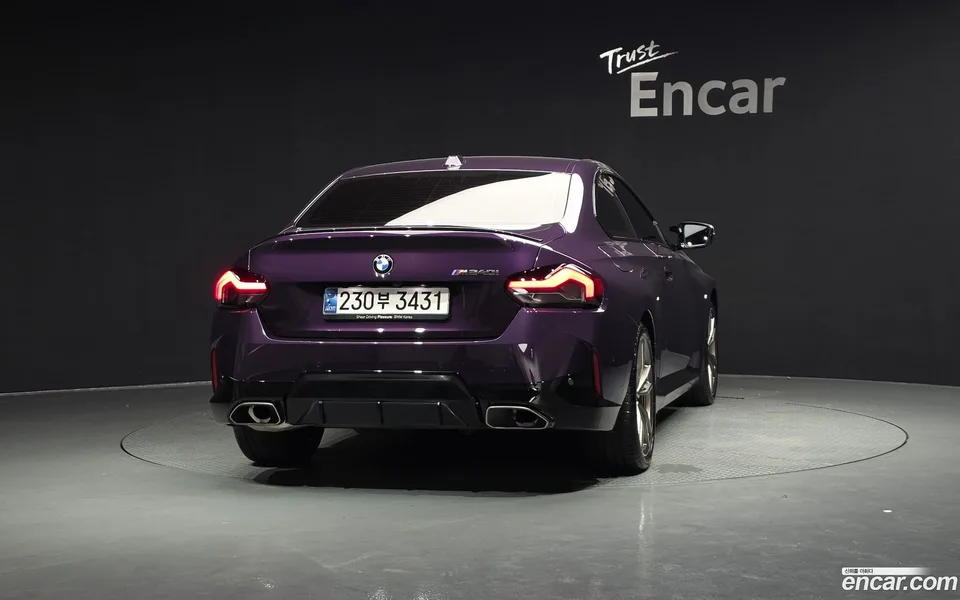 BMW 2 Series M240i xDrive 2024 — thumbnail 4