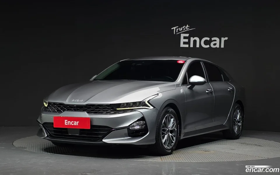 Kia K5 2.0 2022 — photo 1, buy with delivery to Moscow