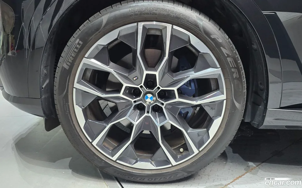 BMW X7 xDrive 40d M 6 2024 — thumbnail 2