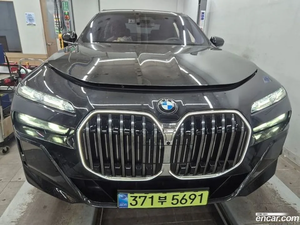 BMW 7 Series 2025