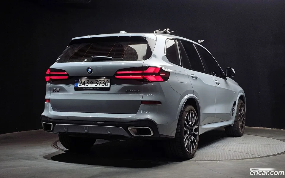 BMW X5 xDrive 40i M 2025 — thumbnail 2