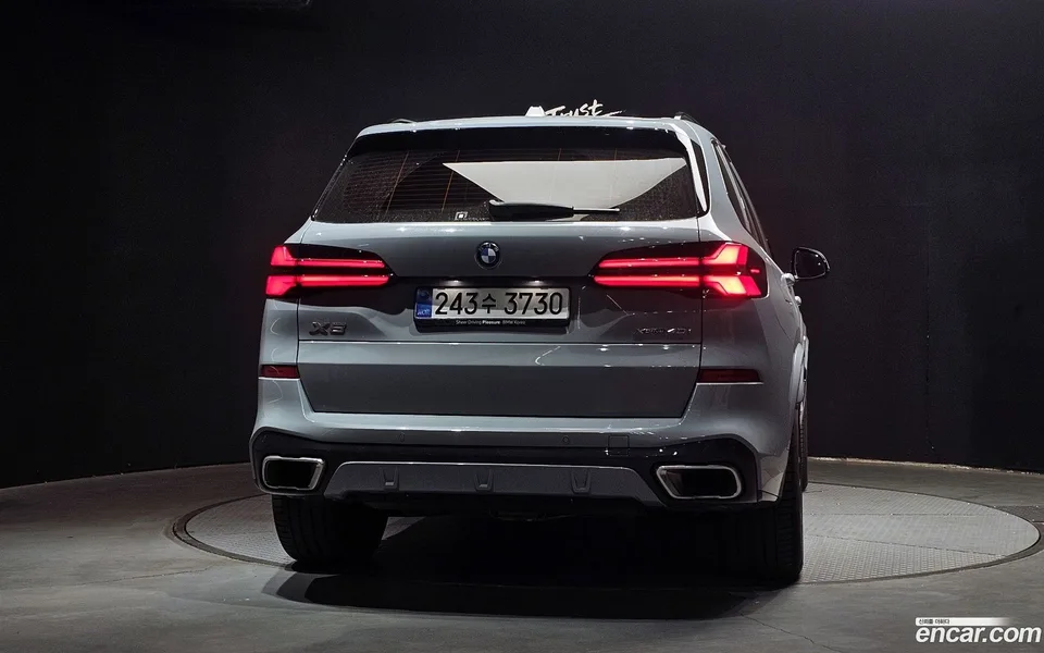 BMW X5 xDrive 40i M 2025 — thumbnail 4