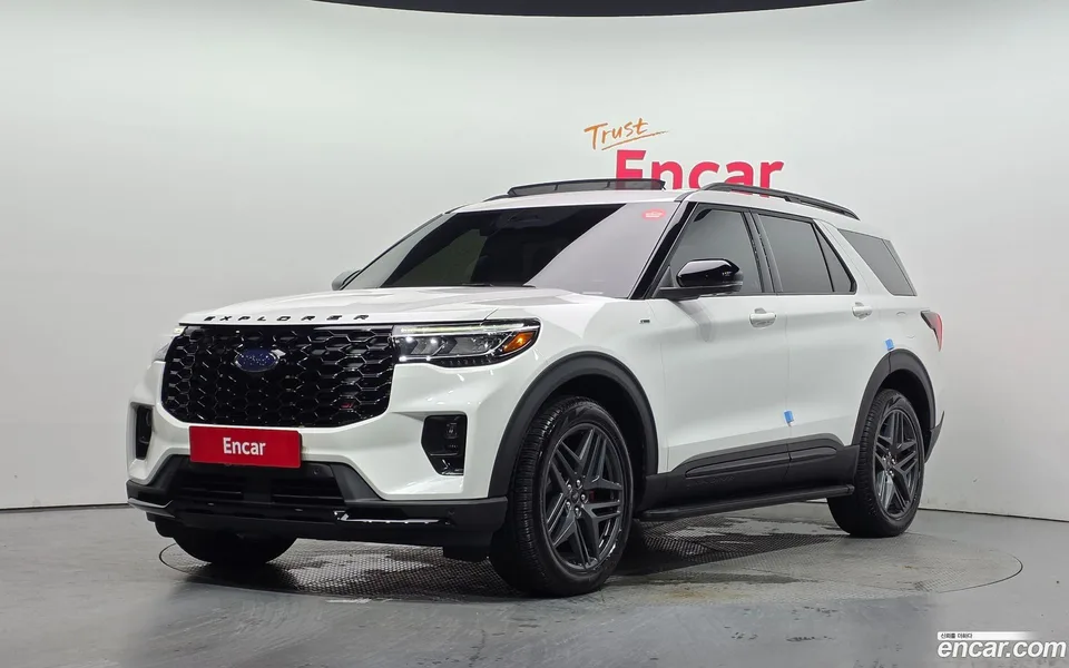 Ford Explorer 2.3 ST- 4WD 2025 — photo 1, buy with delivery to Moscow