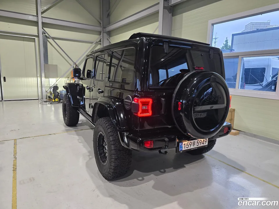 Jeep Wrangler 2.0 4 2025 — thumbnail 4