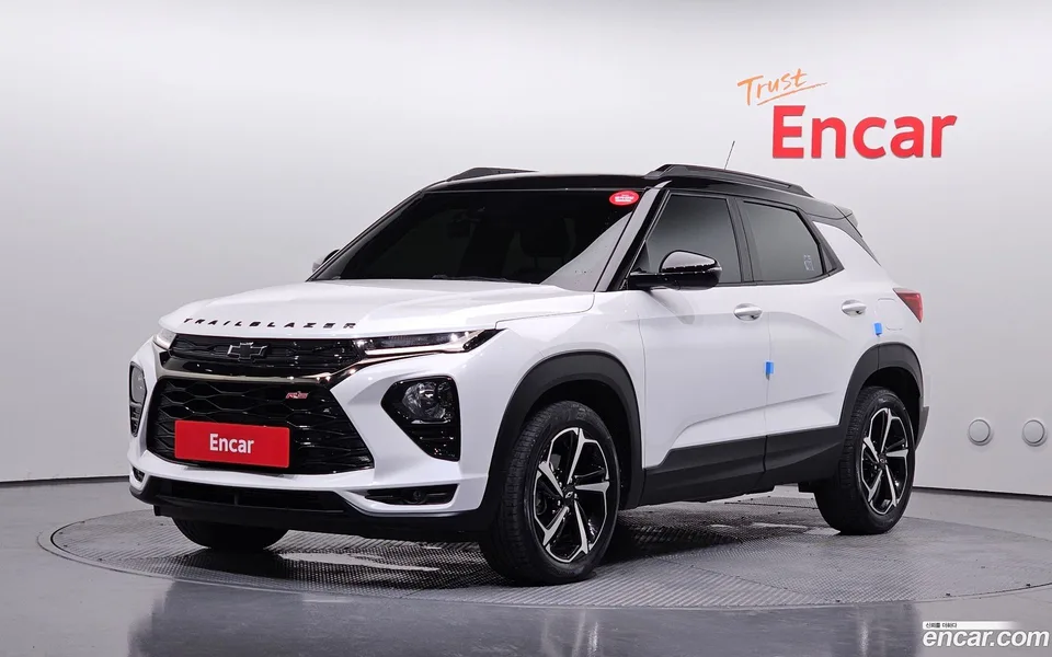 Chevrolet Trailblazer 1.3 2WD 2022 — photo 1, buy with delivery to Moscow