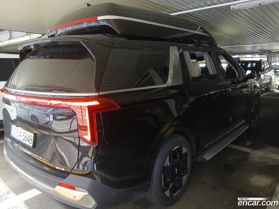 Kia Carnival HEV 9 2024 — thumbnail 2