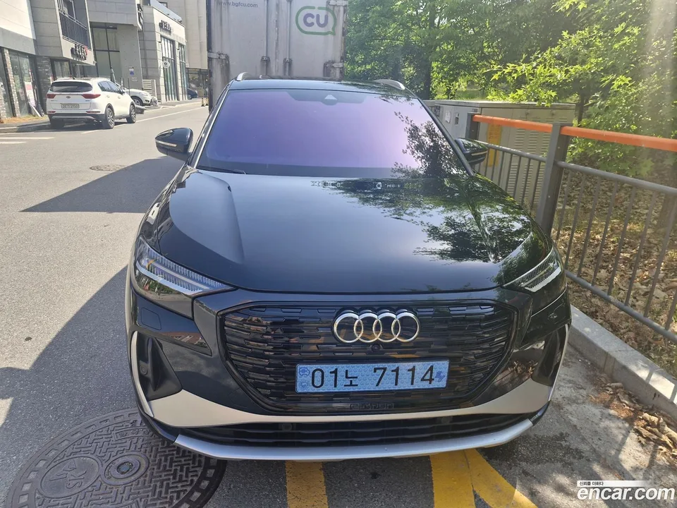 Audi Q4 e-tron 45 2025 — thumbnail 3
