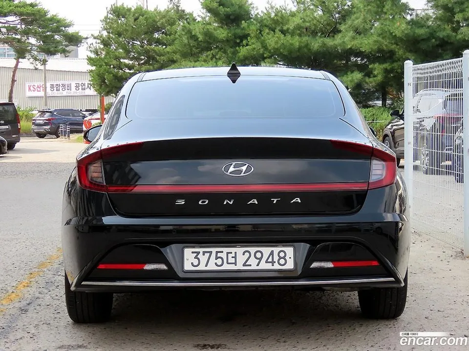 Hyundai Sonata 2.0 2022 — thumbnail 4