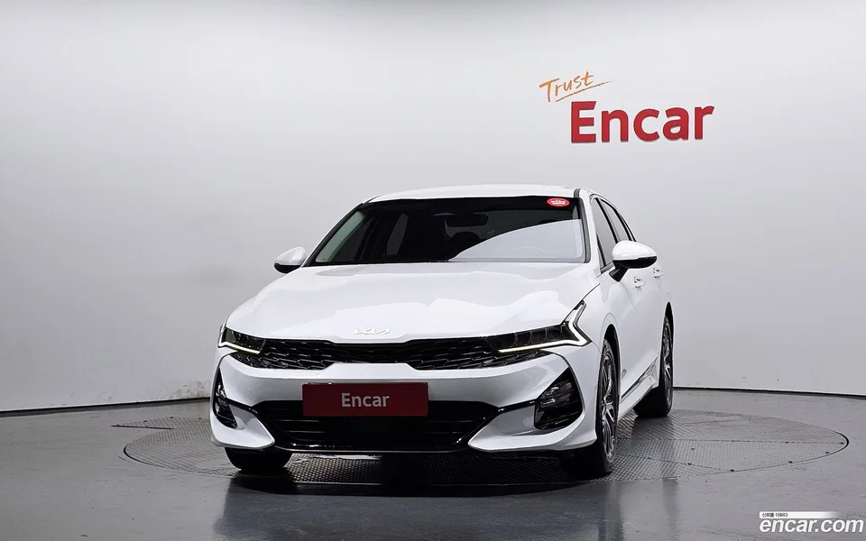 Kia K5 2.0 2022 — thumbnail 3