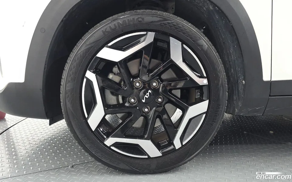 Kia Seltos 1.6 4WD 2022 — thumbnail 2