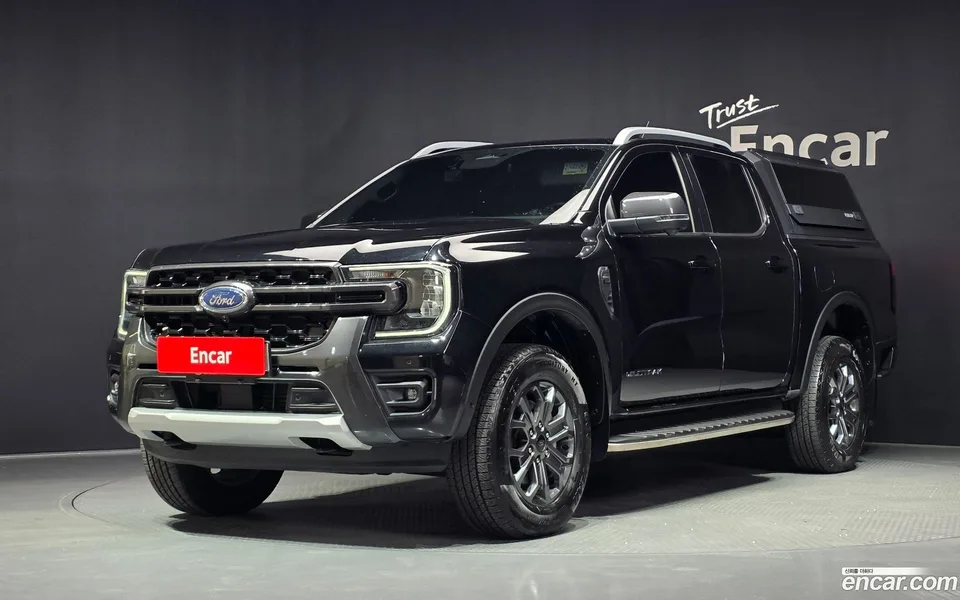 Ford Ranger 2.0 2024 — photo 1, buy with delivery to Moscow