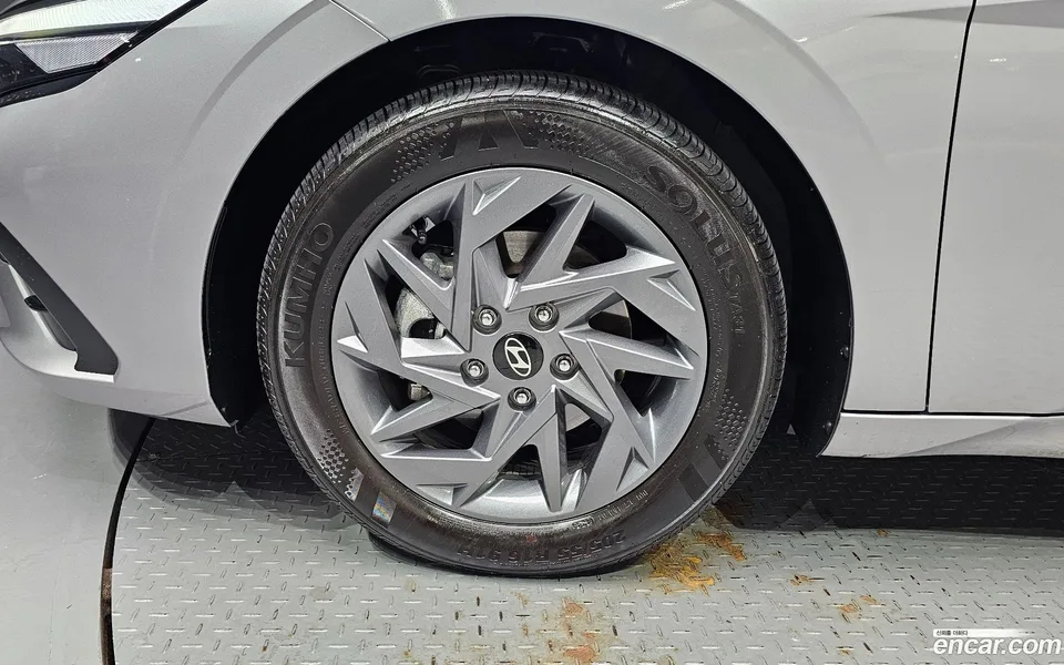 Hyundai Avante CN7 1.6 2025 — thumbnail 5