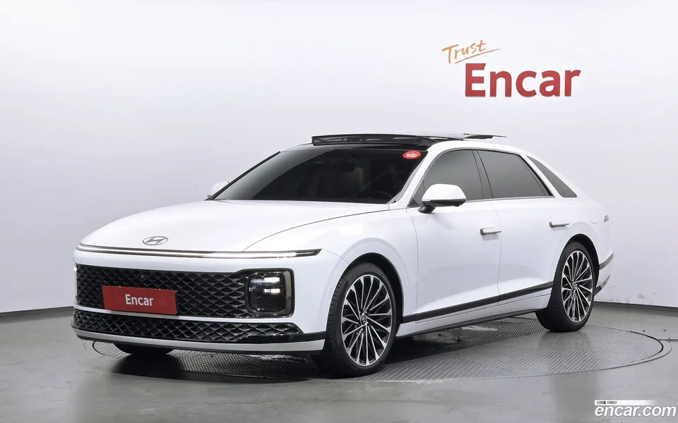 Hyundai Grandeur Hybrid 2023 — photo 1, buy with delivery to Moscow
