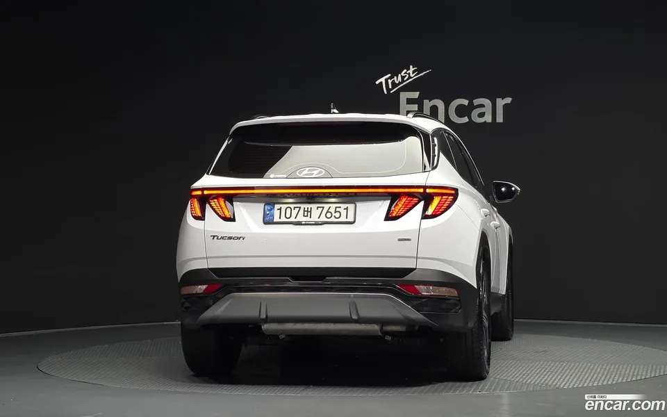 Hyundai Tucson 1.6 4WD 2023 — thumbnail 4