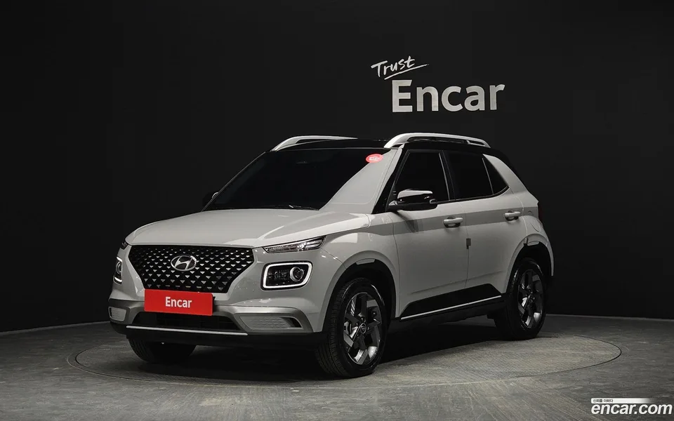 Hyundai Venue 1.6 2024 — photo 1, buy with delivery to Moscow