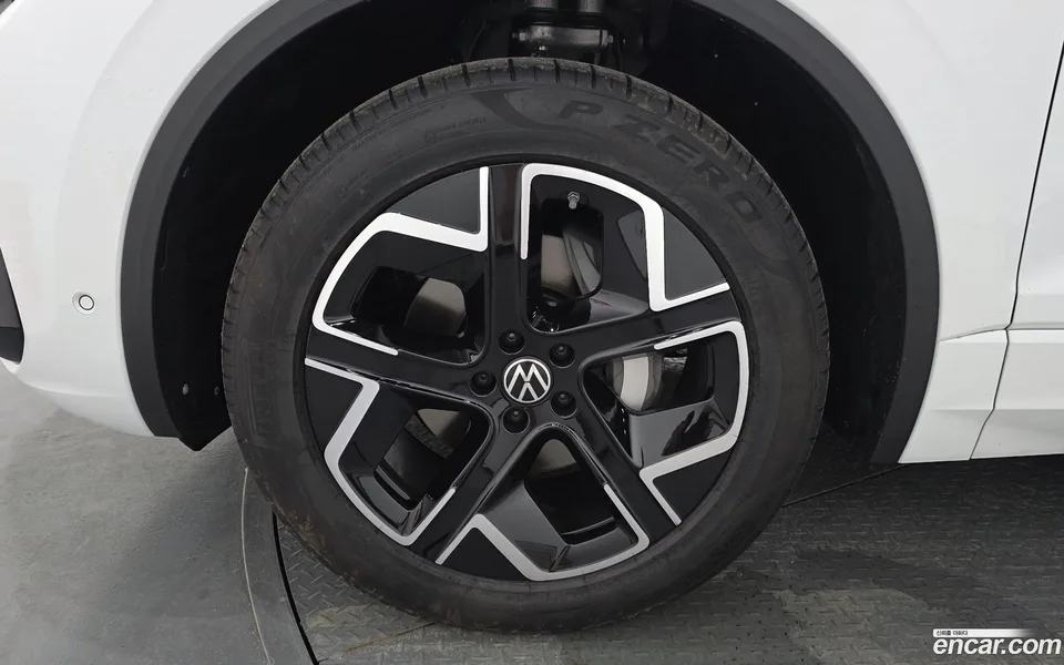 Volkswagen Touareg 3.0 TDI 2026 — thumbnail 2
