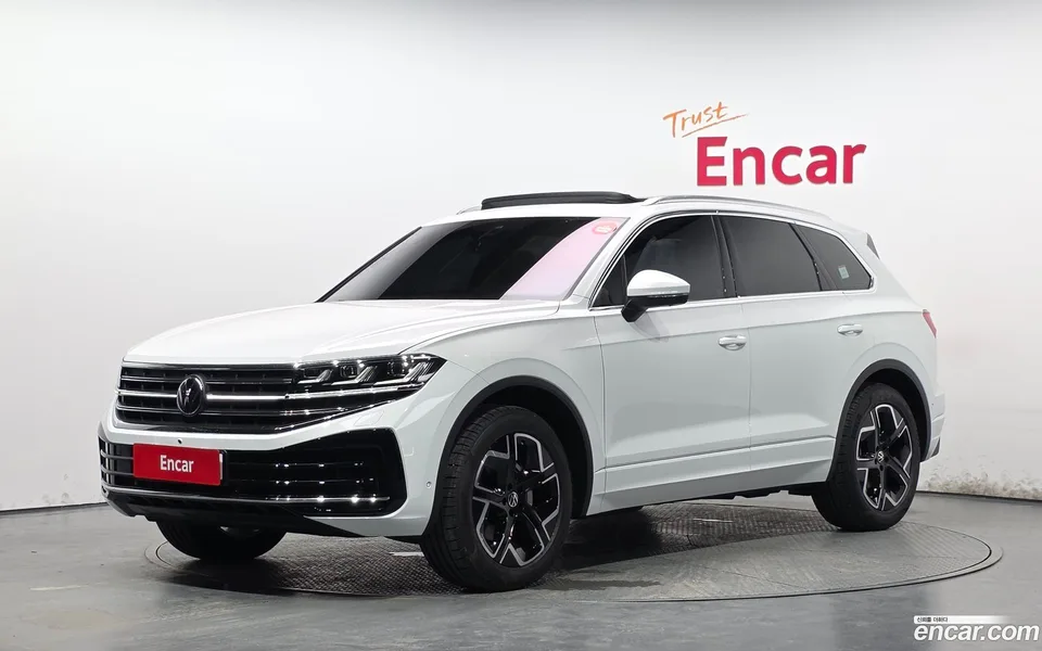 Volkswagen Touareg 3.0 TDI 2026 — photo 1, buy with delivery to Moscow