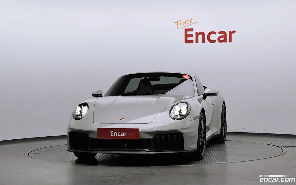 Porsche 911 (992) 4 GTS 2025 — thumbnail 3