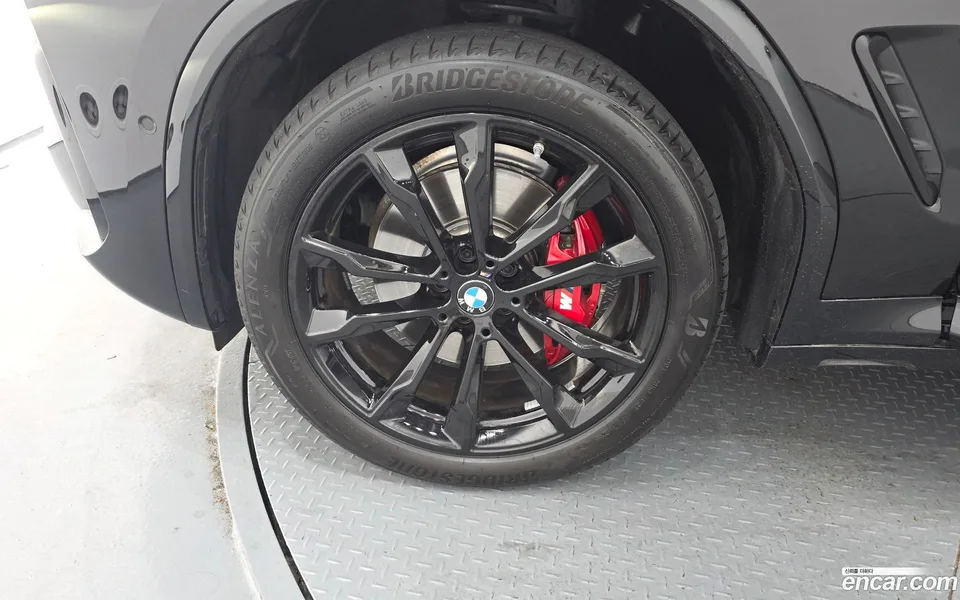 BMW X4 xDrive20i M 2025 — thumbnail 5